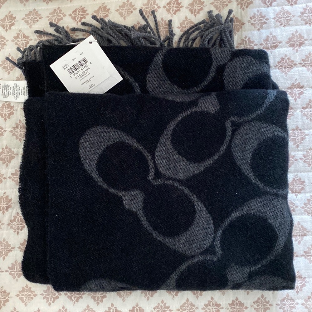 NWT Reversible Coach Scarf